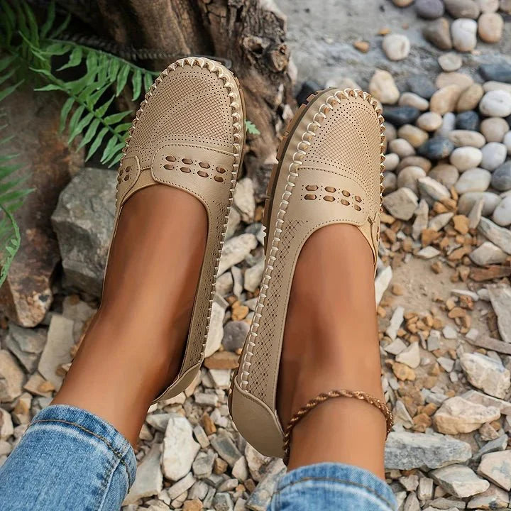 Perforated Loafers Women Slip-On Flat Breathable Casual